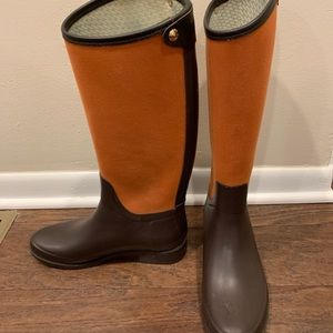 Hunter Boots Women’s Size 7 Orange and Brown